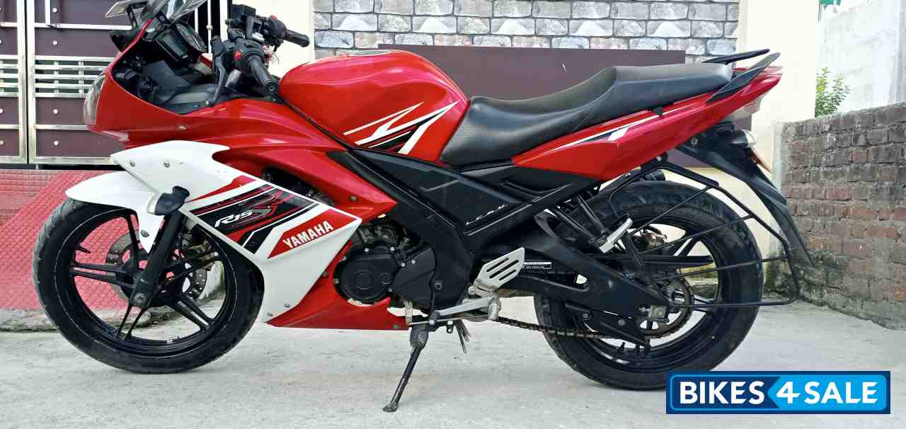 Yamaha YZF R15 S