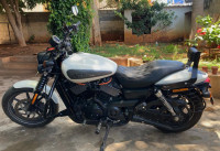 White Harley Davidson Street 750