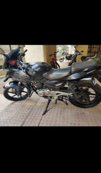 Bajaj Pulsar 220F