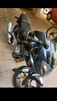 Bajaj Pulsar 220F