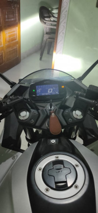 Silver Suzuki Gixxer SF 250