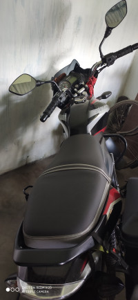 Black Bajaj Discover DTSi 125