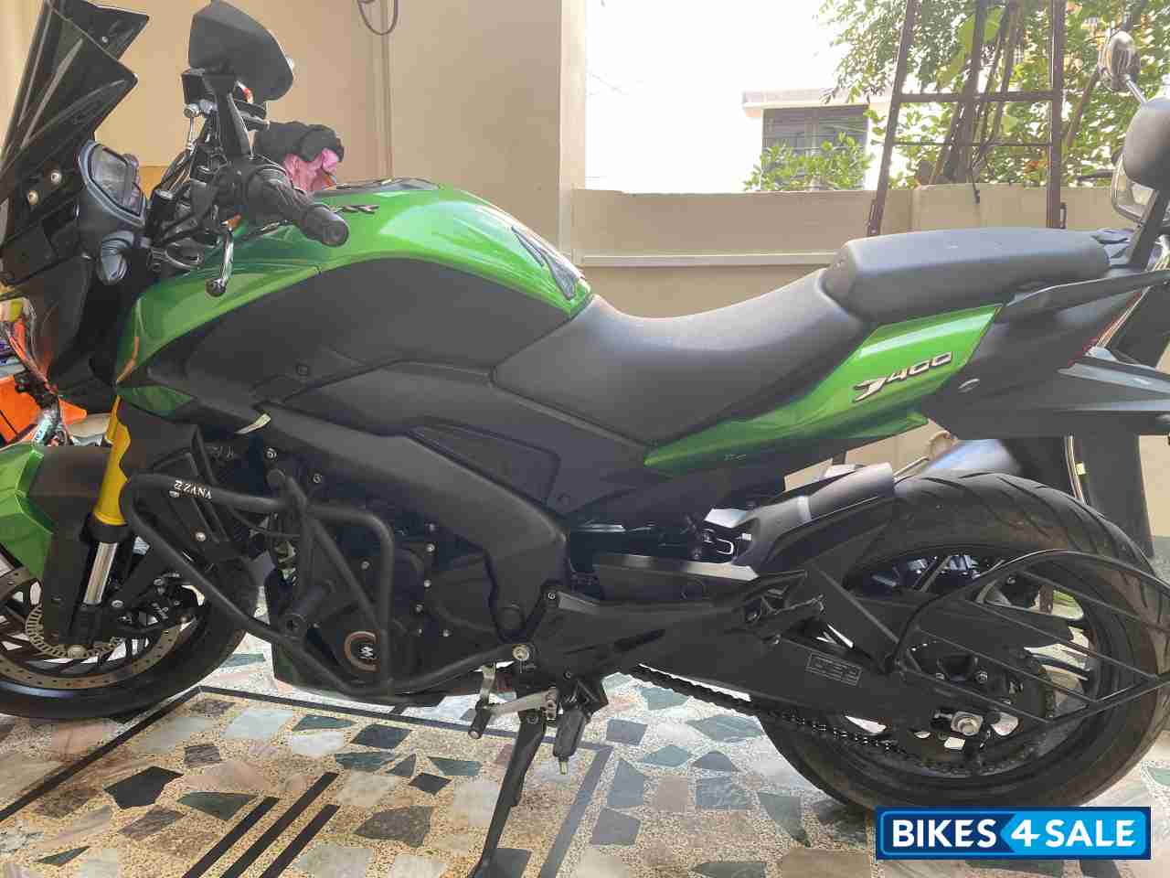Aurora Green Bajaj Dominar 2019 UG