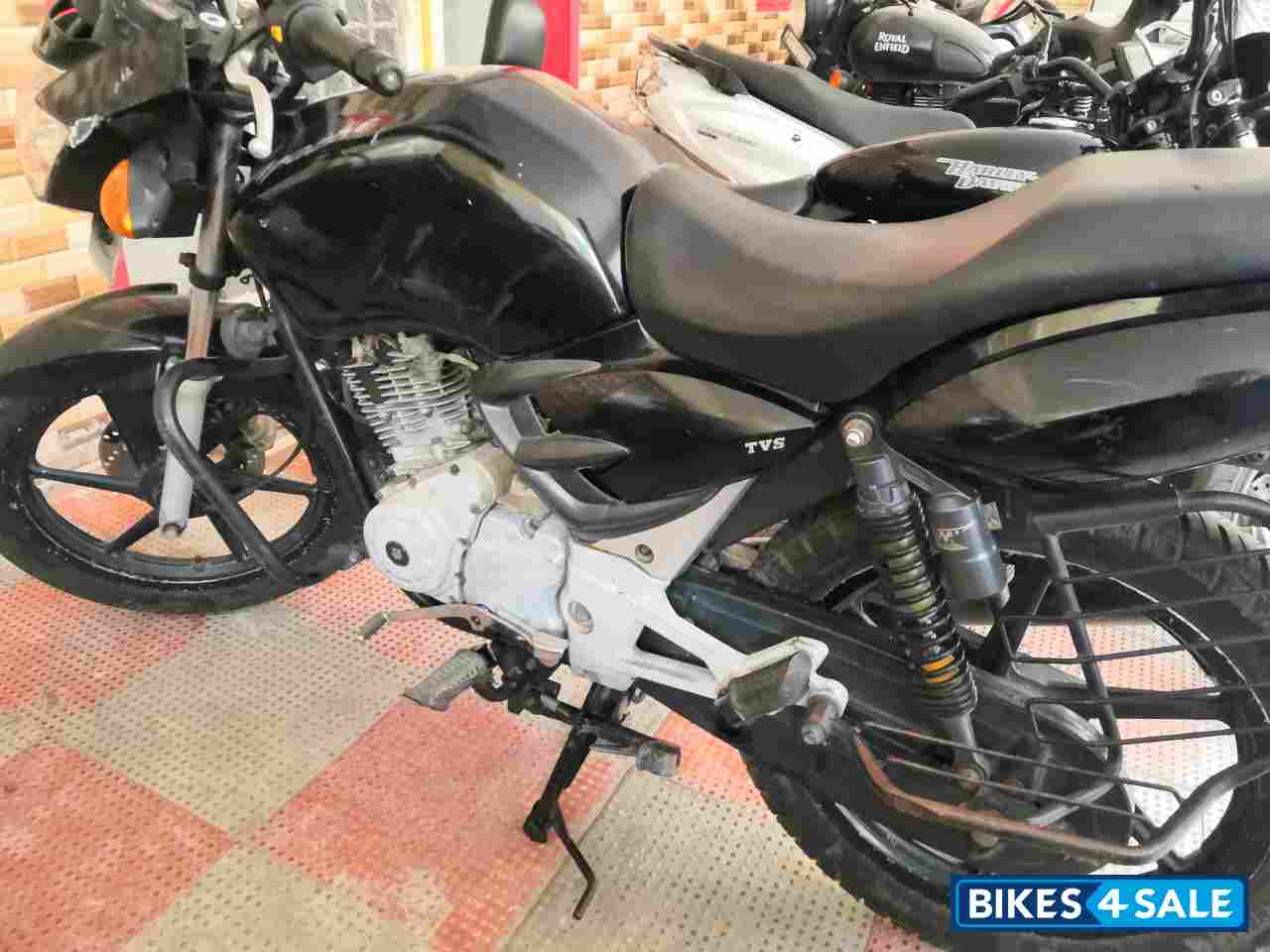 Black TVS Apache 150