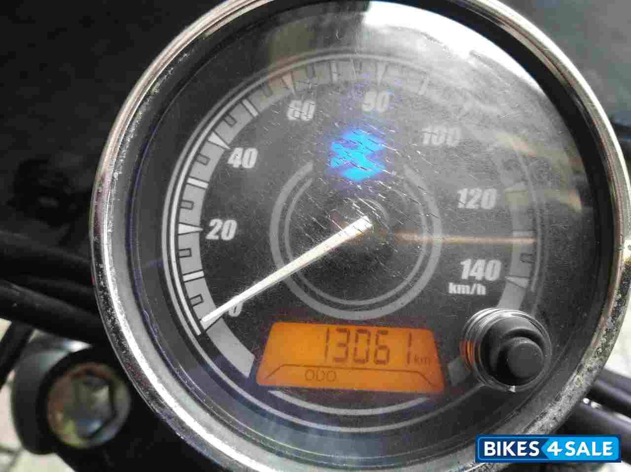 Maroon Bajaj Avenger Street 150