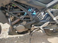 Black KTM Duke 200