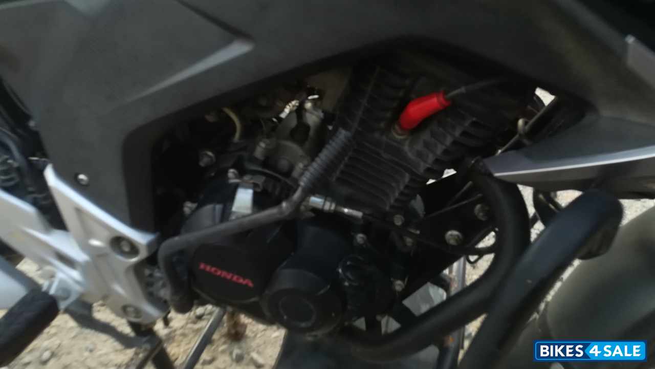 Blue Honda CB Hornet 160R