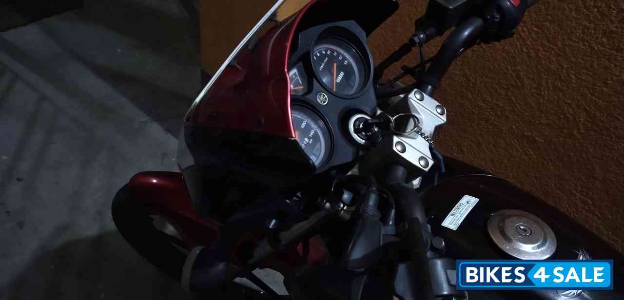 Black And Red Yamaha SS125 Black And Red Yamaha SS125