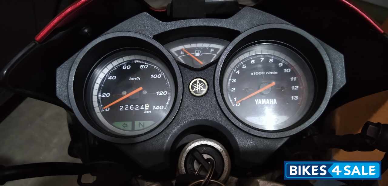 Black And Red Yamaha SS125 Black And Red Yamaha SS125