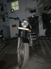 Black Royal Enfield Classic 350