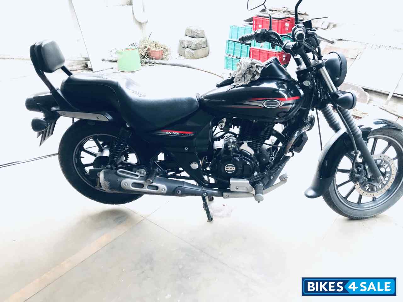 Bajaj Avenger Street 220