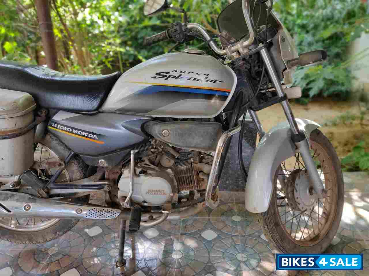 Silver Hero Super Splendor