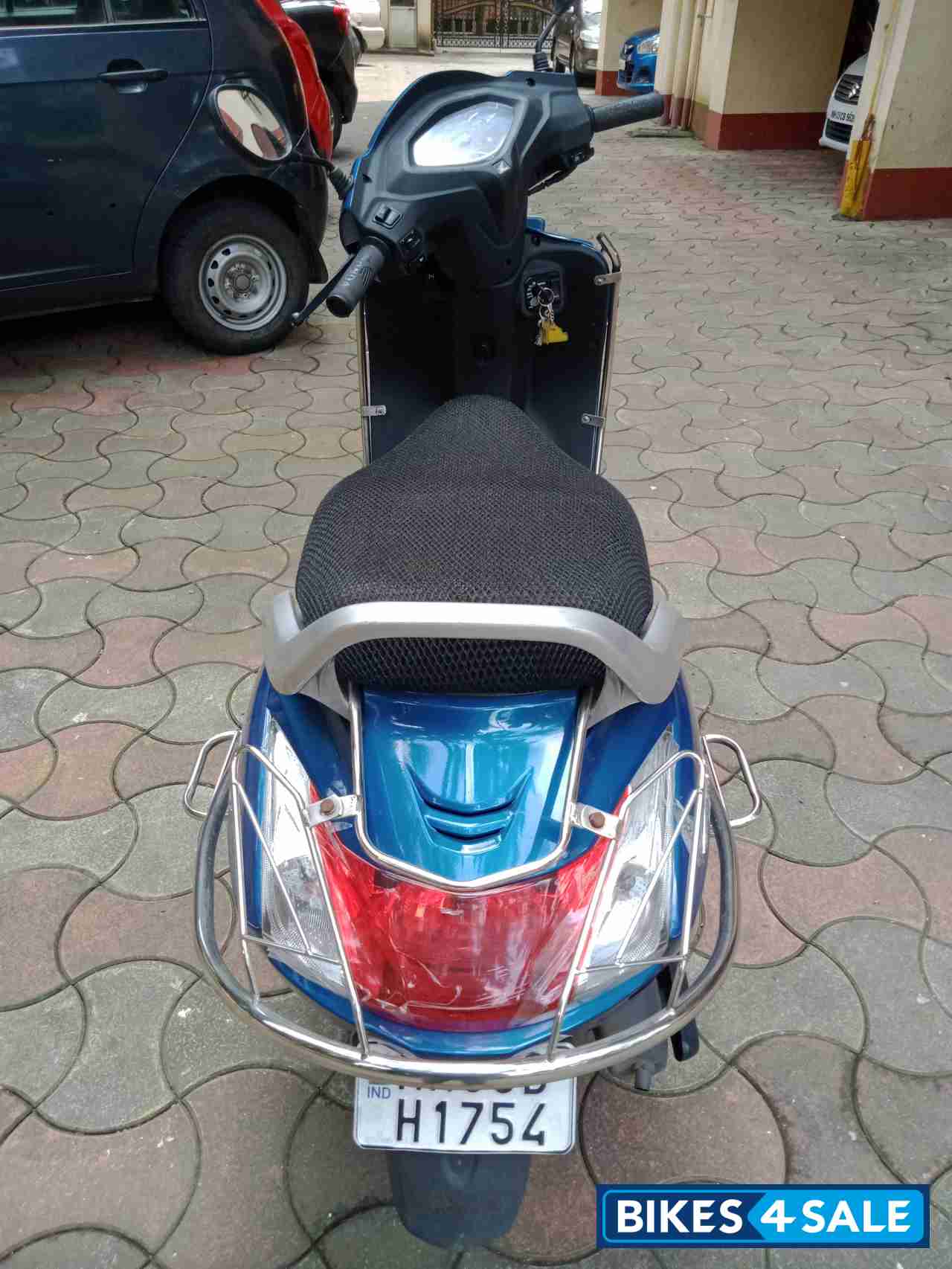 Blue Honda Activa 5G