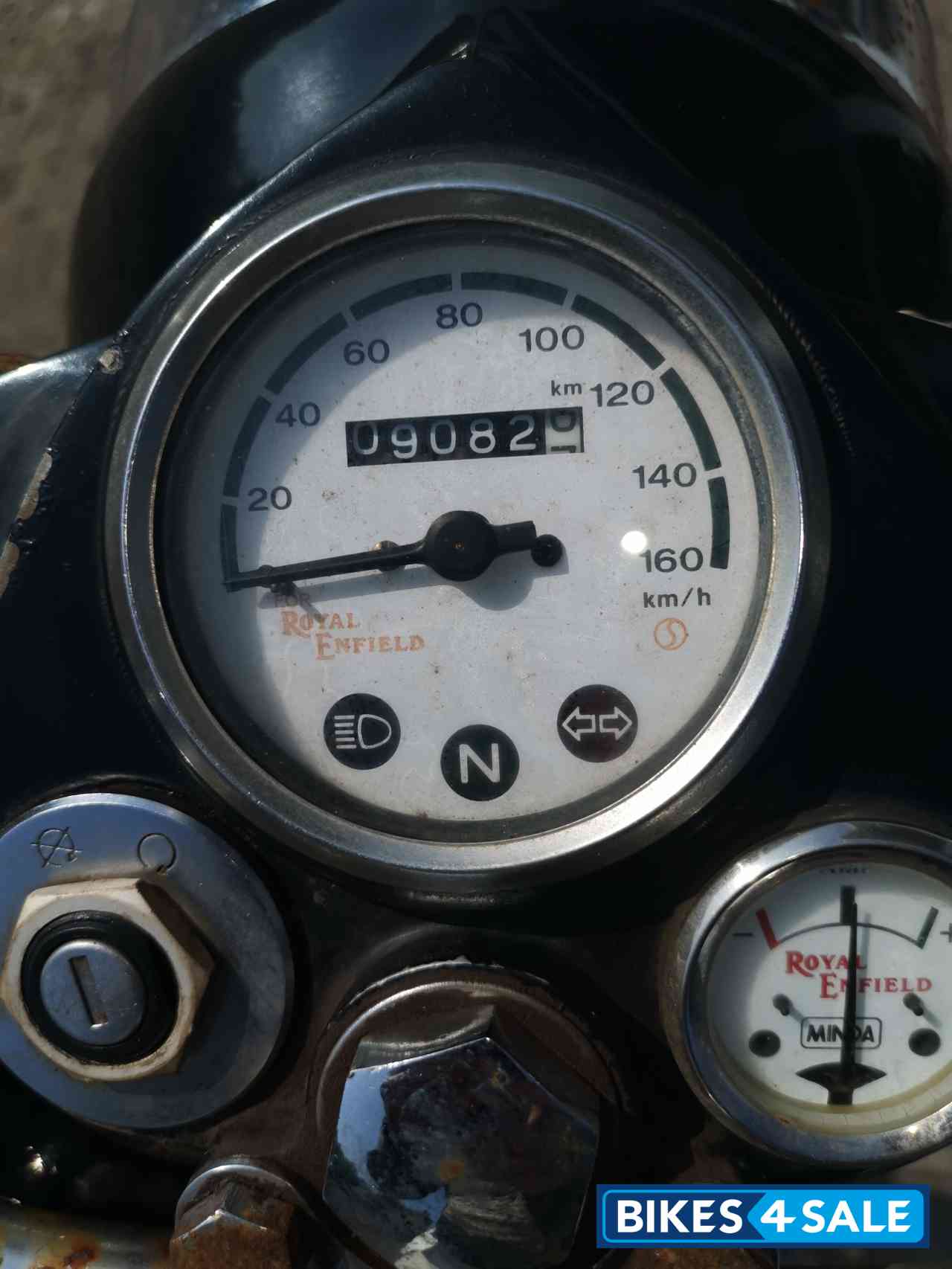 Black Royal Enfield Bullet Standard 350