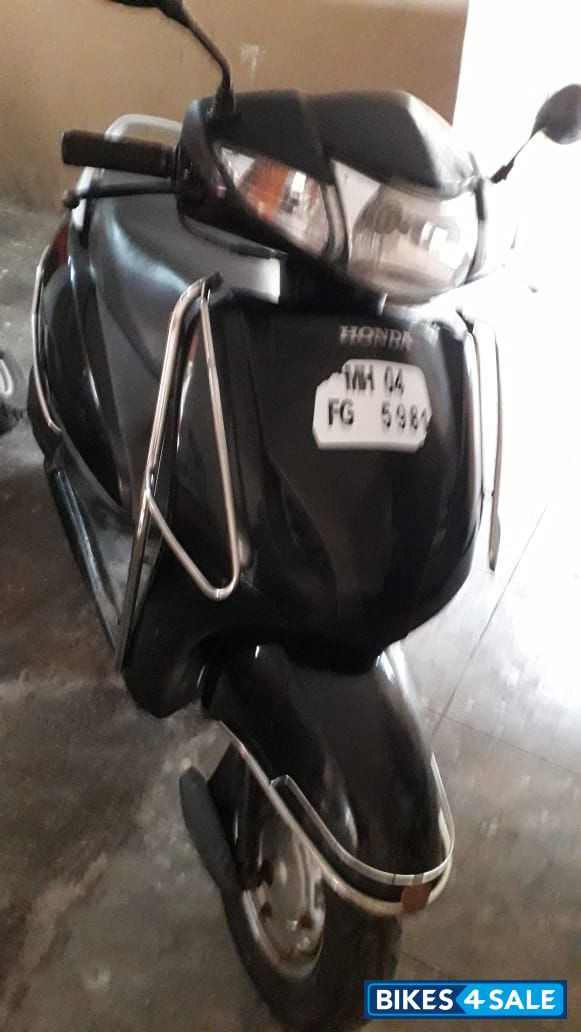Black Honda Activa