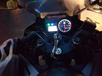 Yamaha YZF R15 V2