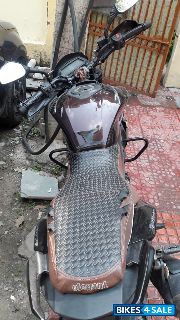 Twilight Plum Bajaj Dominar 400 ABS BS6