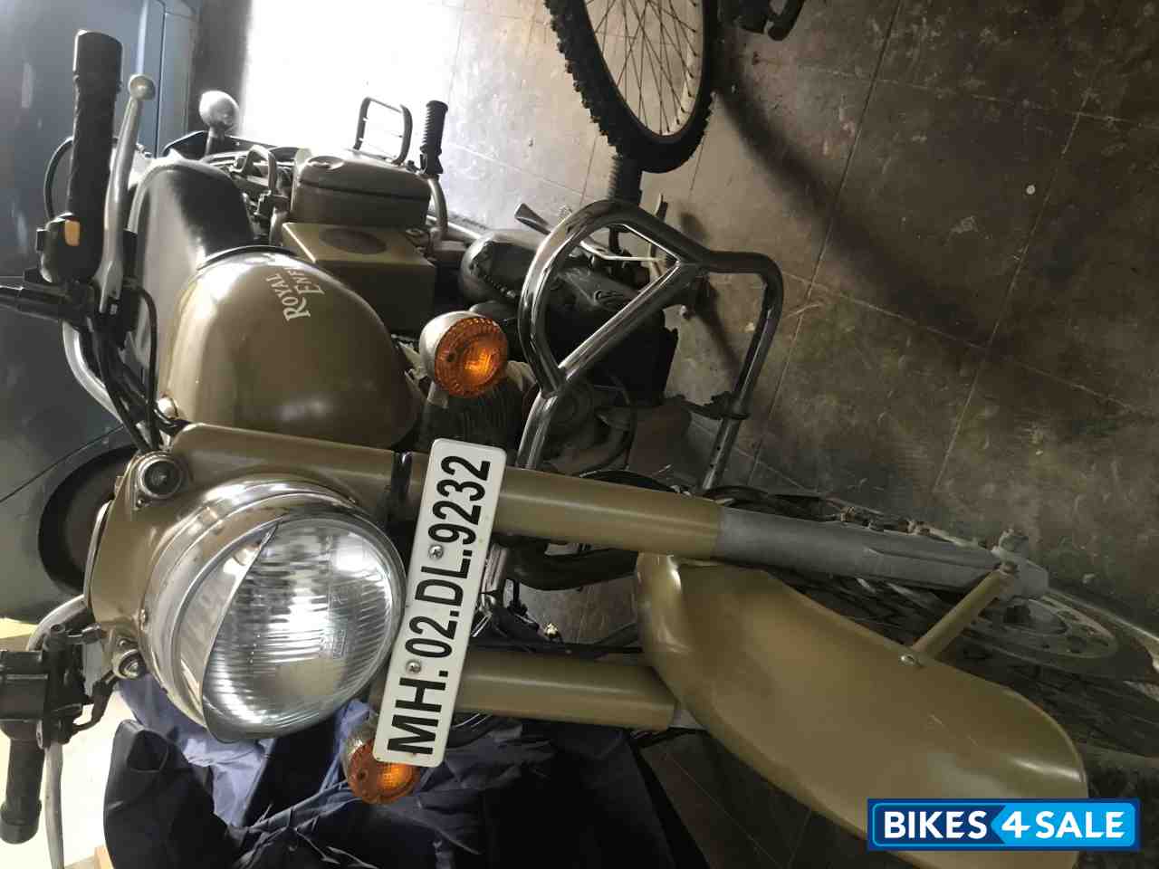 Royal Enfield Classic Desert Storm