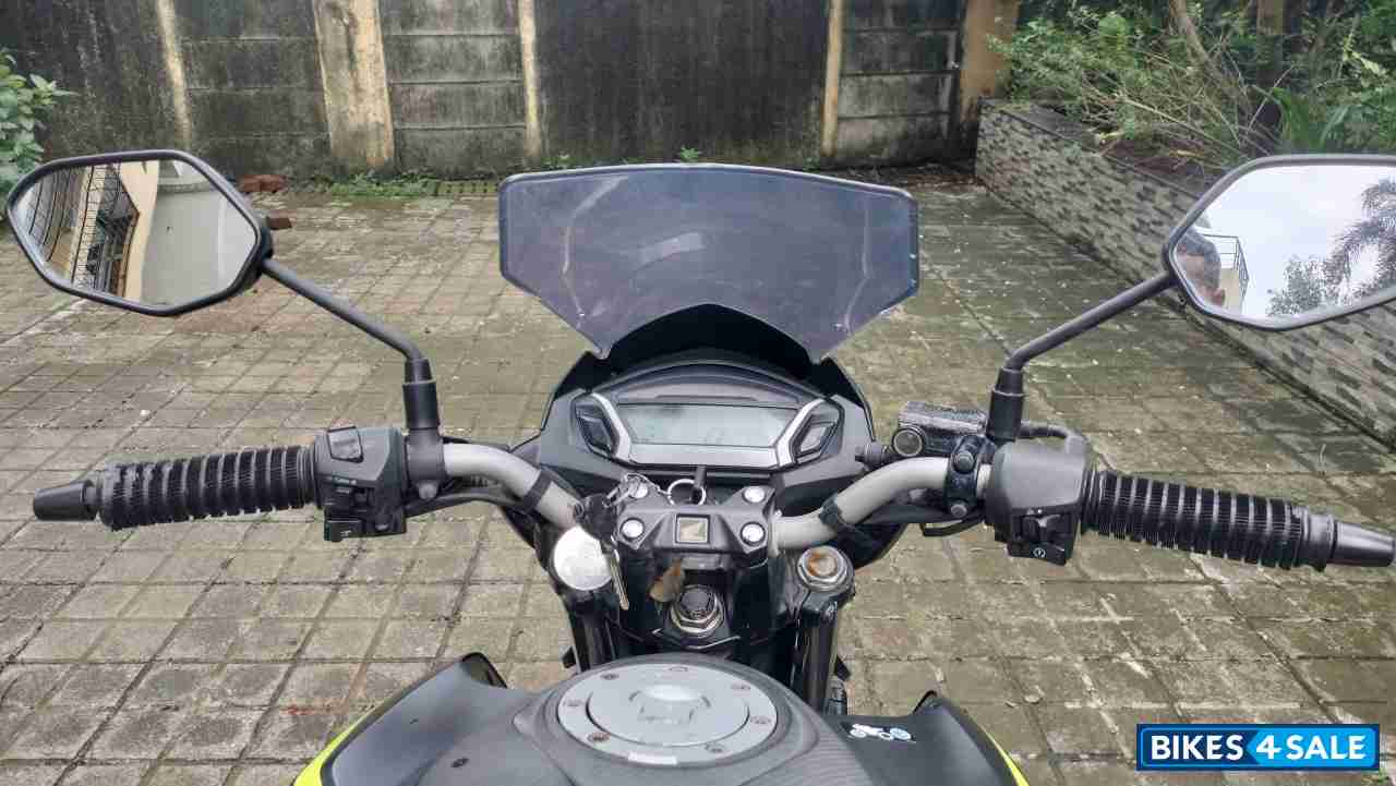 Honda CB Hornet 160R ABS