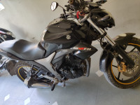 Black Suzuki Gixxer 150