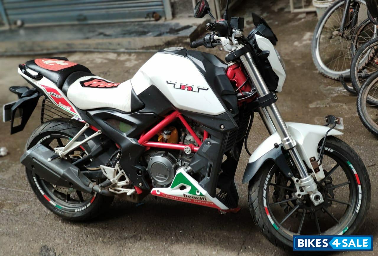 Benelli TNT 25