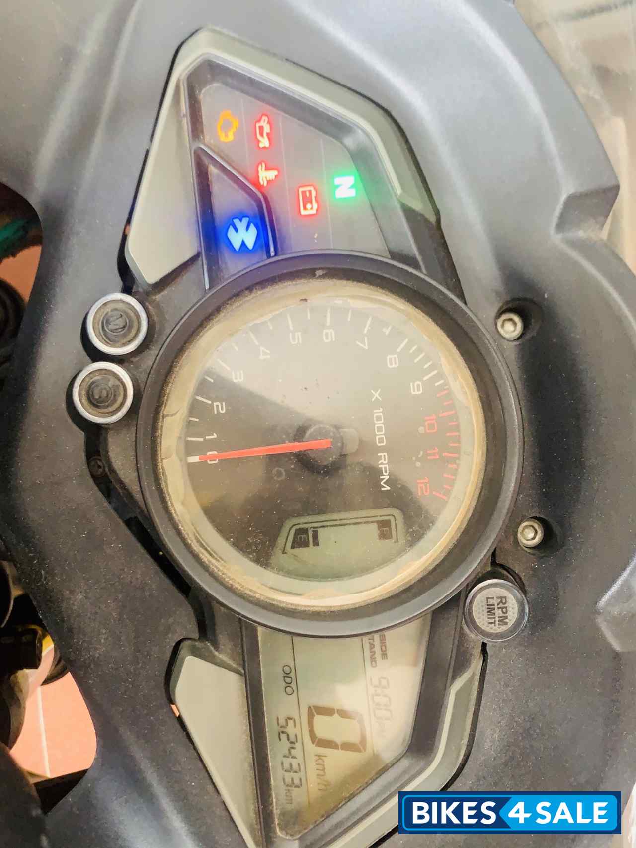 Yellow Bajaj Pulsar RS 200