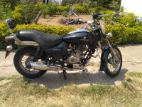 Bajaj Avenger 220 DTS-i