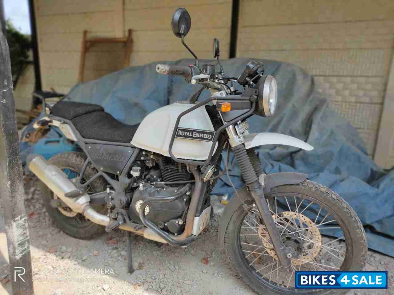 Snow Royal Enfield Himalayan