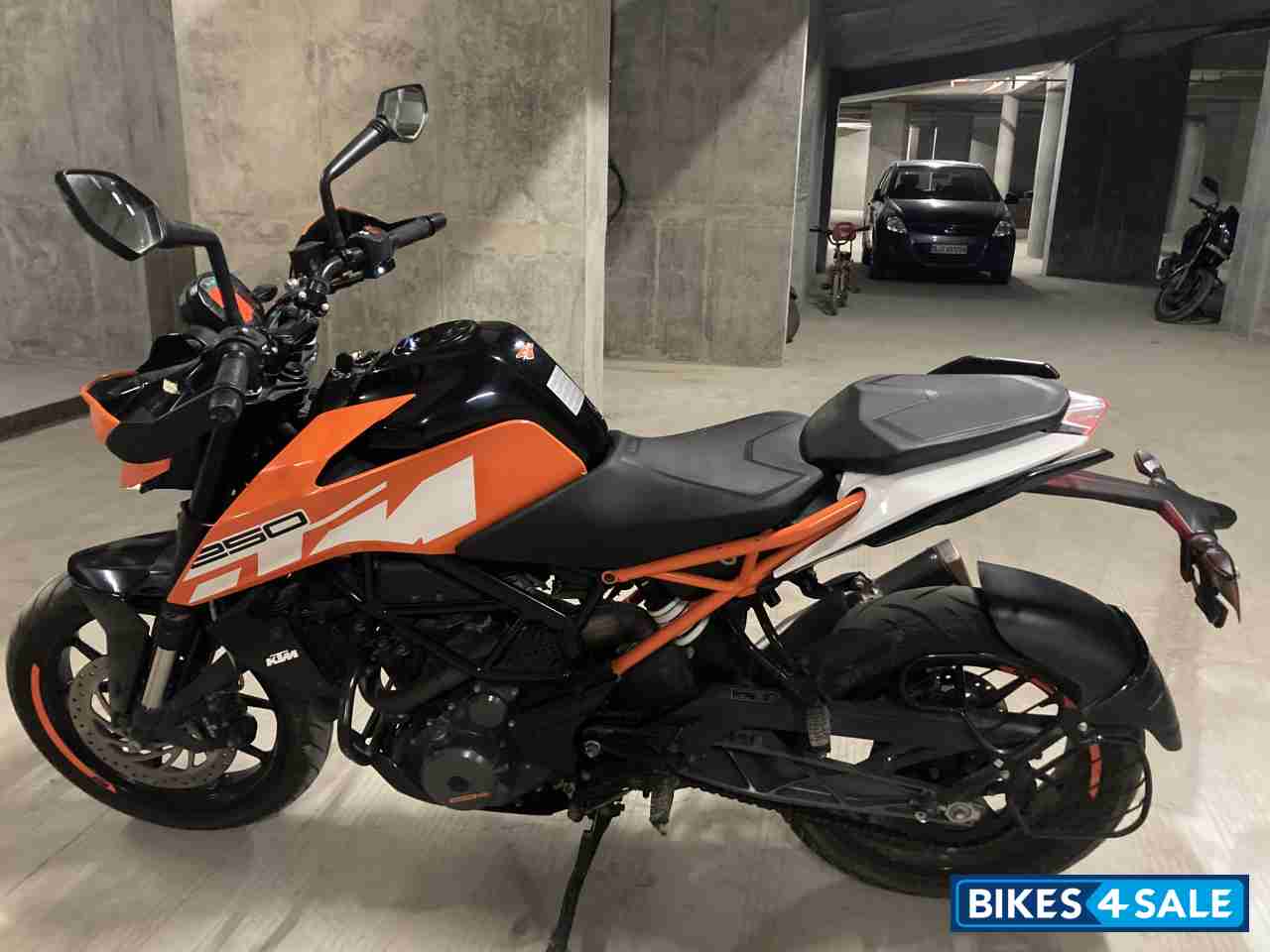 Used 2018 model KTM Duke 250 for sale in Ahmedabad. ID 286894 Bikes4Sale