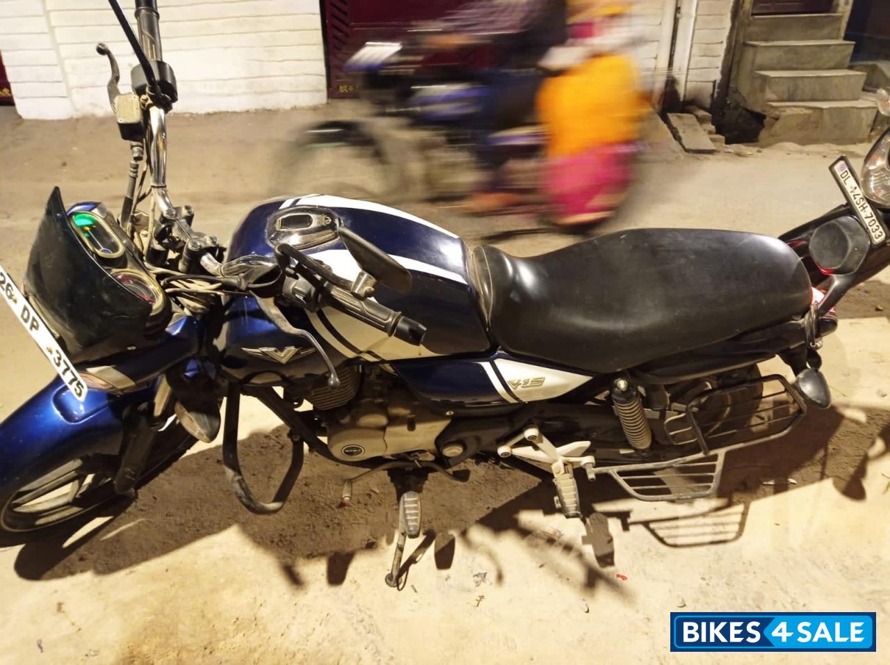 Dark Montego Bajaj V15