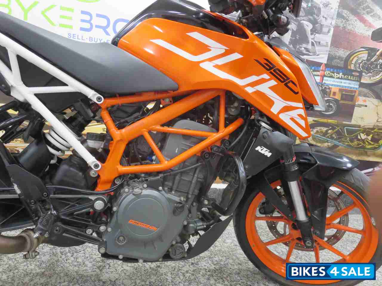 KTM Duke 390