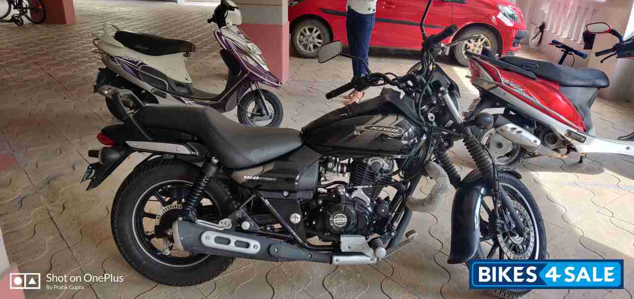Bajaj Avenger Street 160