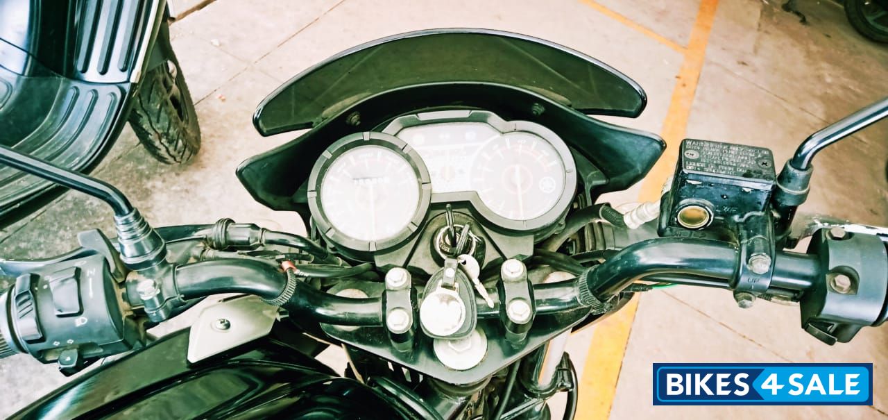 Black Yamaha SZ-R Black Yamaha SZ-R