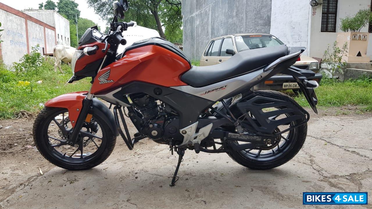 Honda CB Hornet 160R