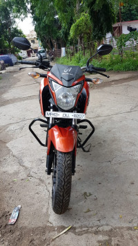 Honda CB Hornet 160R