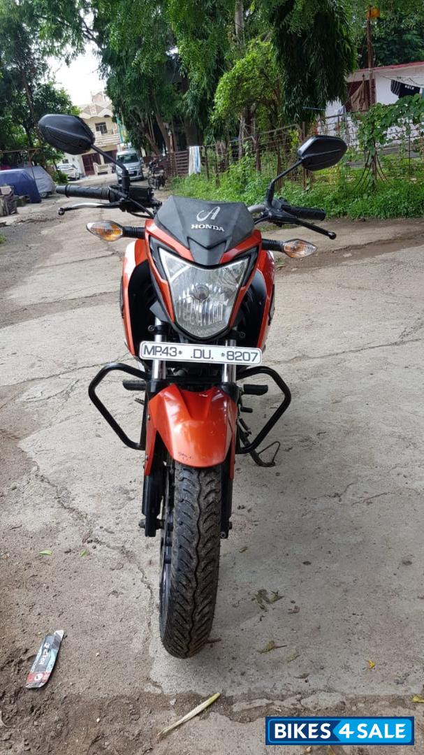 Honda CB Hornet 160R