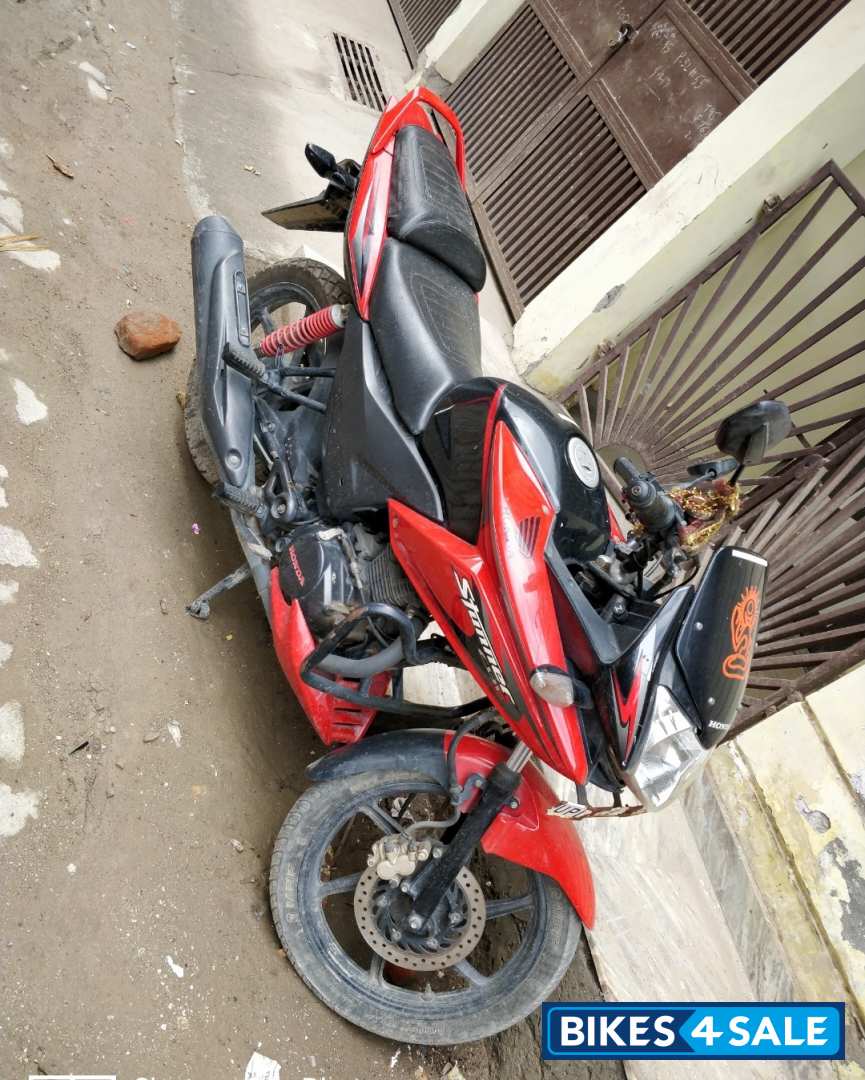 Red And Black Honda CBF Stunner Red And Black Honda CBF Stunner