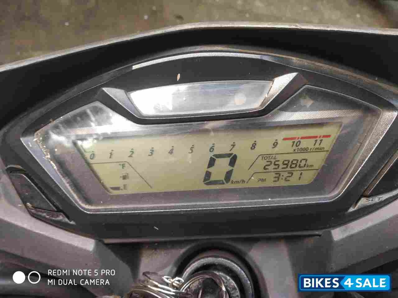 Orange Balck Honda CB Hornet 160R