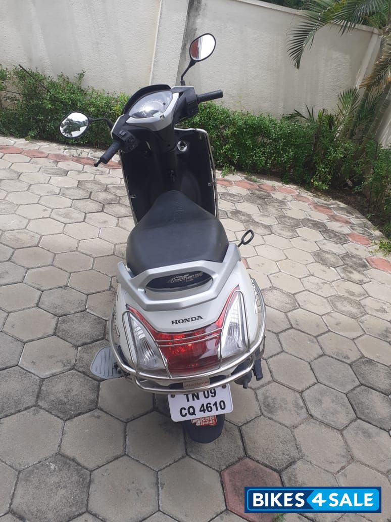 White And Black Honda Activa 125