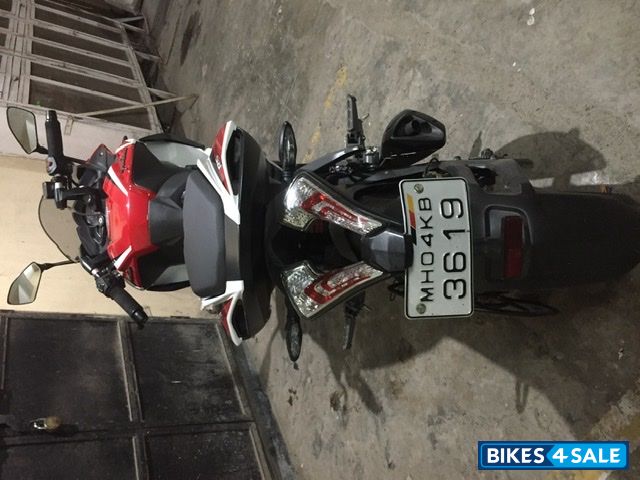 Red Bajaj Pulsar RS 200 ABS