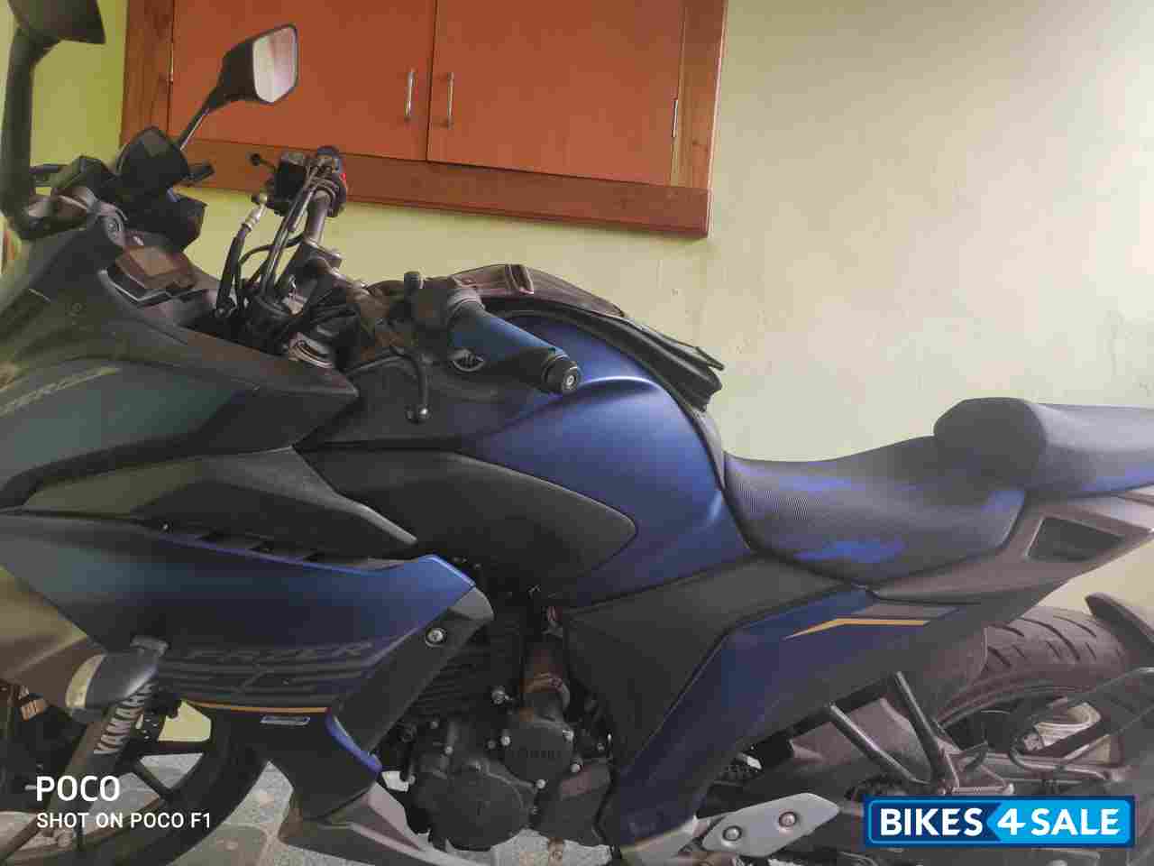 Bule Yamaha Fazer 25