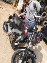 Plum Bajaj Dominar 400 ABS BS6