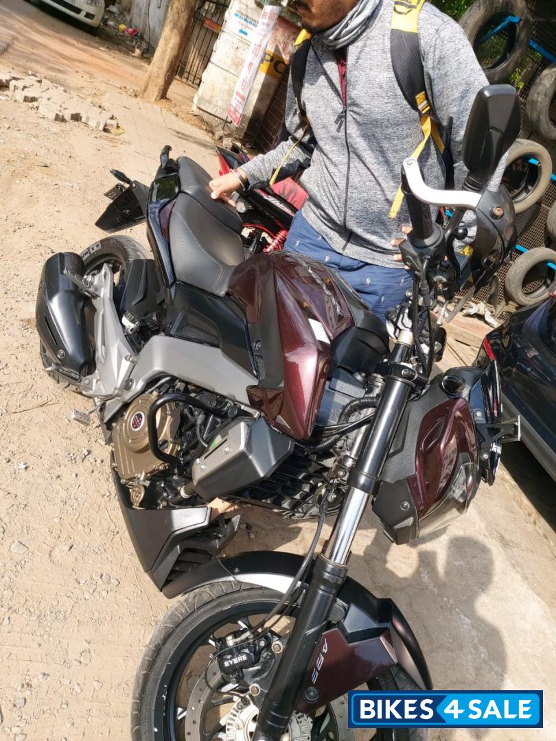 Plum Bajaj Dominar 400 ABS BS6