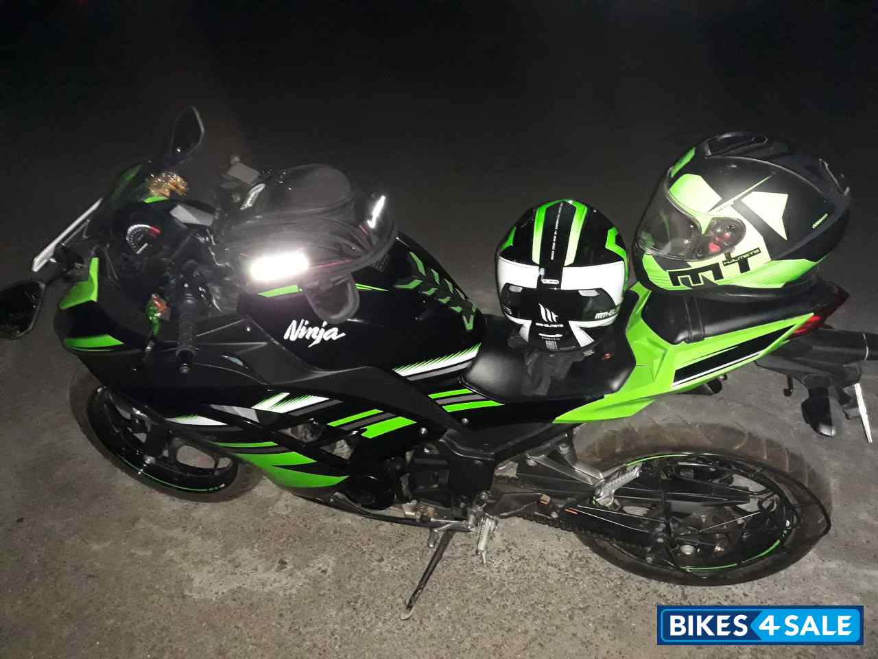 Green And Black Kawasaki Ninja 300R