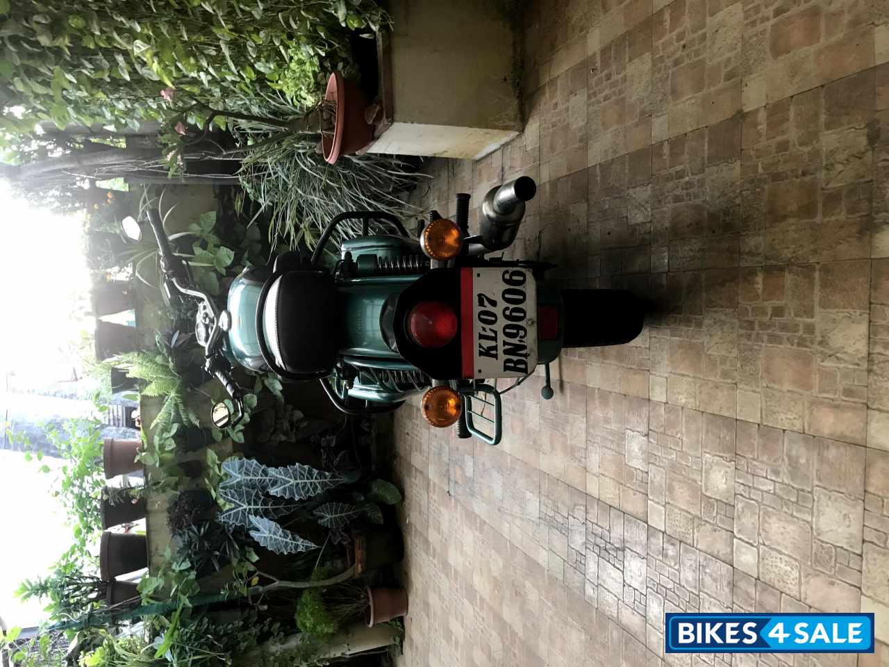 Royal Enfield Classic 500