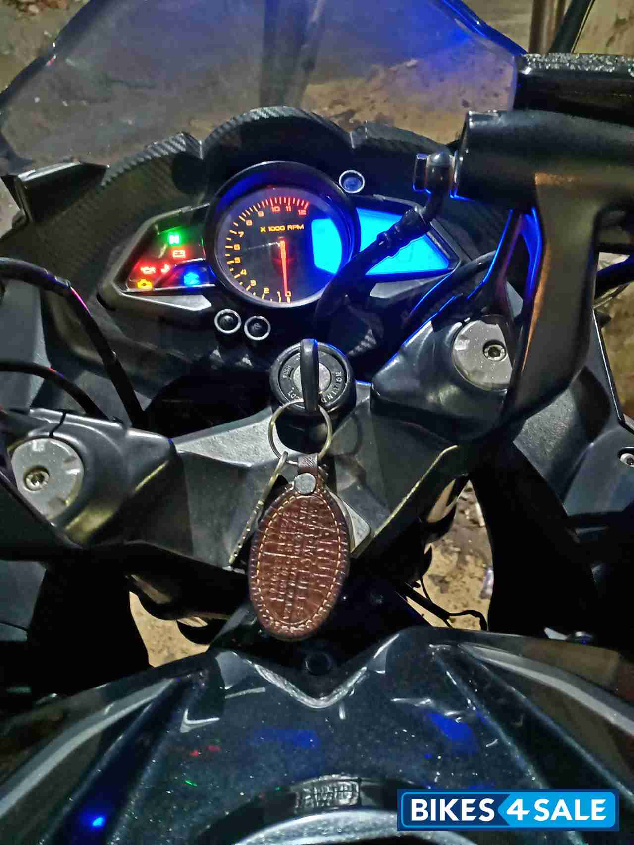 Bajaj Pulsar RS 200 Bajaj Pulsar RS 200