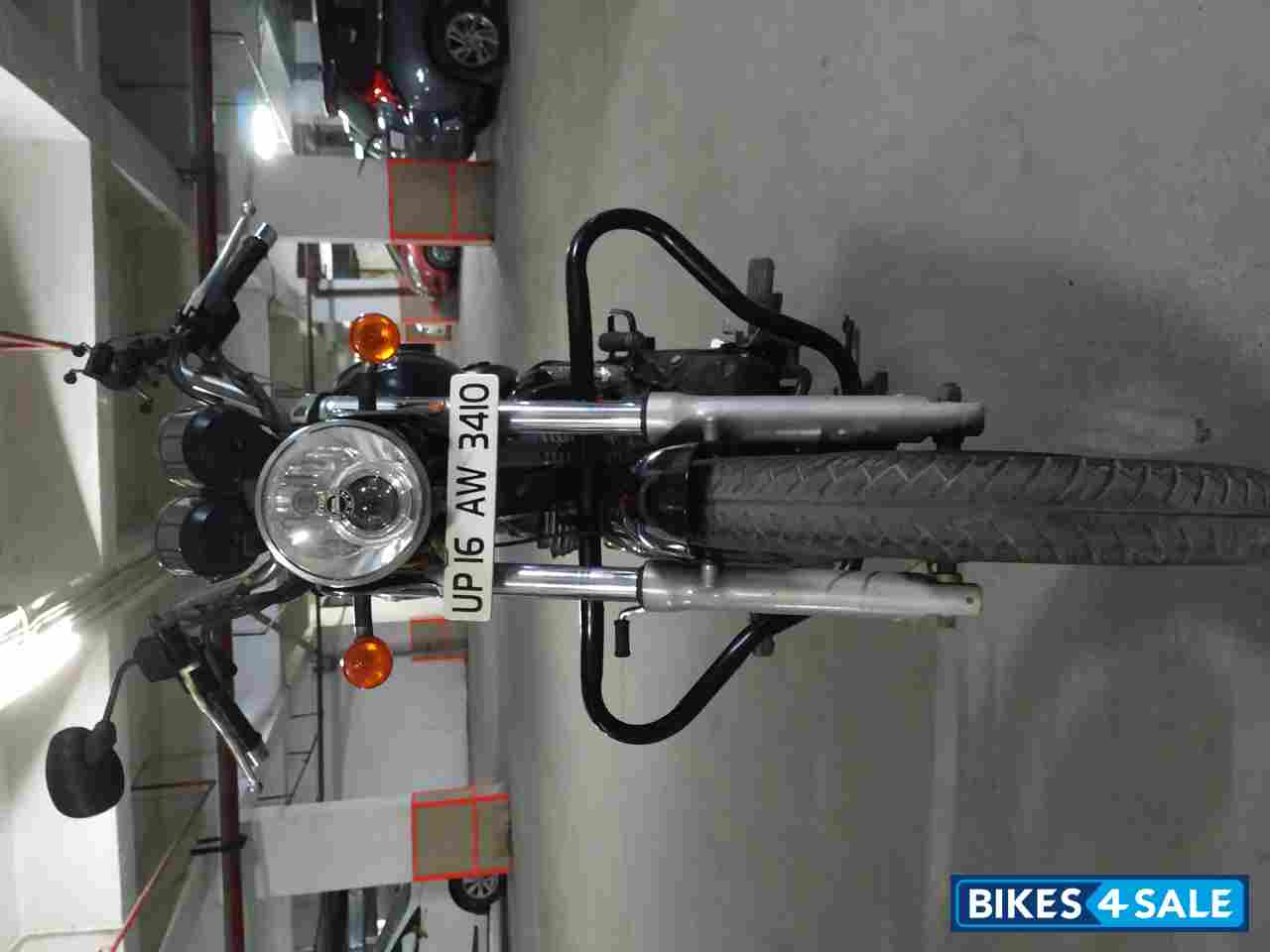 Black Royal Enfield Thunderbird TwinSpark 350