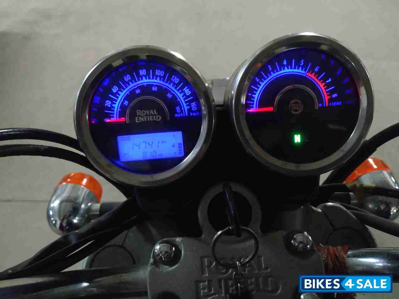 Black Royal Enfield Thunderbird TwinSpark 350