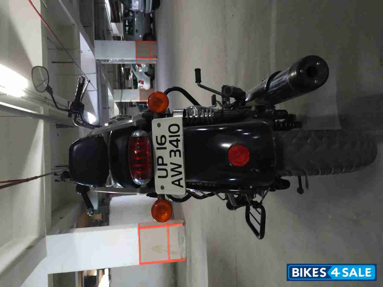 Black Royal Enfield Thunderbird TwinSpark 350