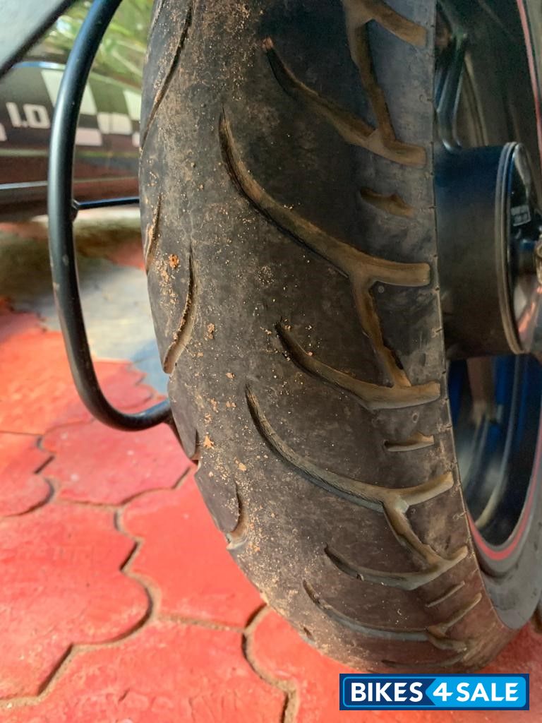 Black Suzuki Gixxer SF Black Suzuki Gixxer SF